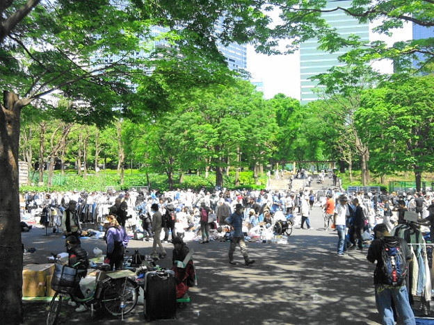 新宿中央公園フリーマーケット160507 1 写真共有サイト フォト蔵