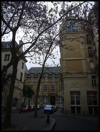 P2440903