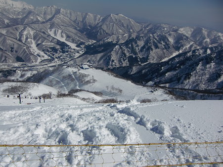 苗場山頂から