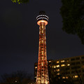 2月28日夕方、山下公園にて－横浜マリンタワー(2)