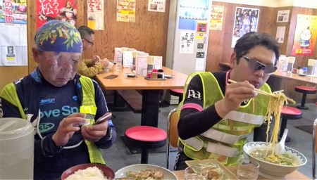 餃子だけでなくラーメンも。