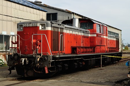 EF64 38・EF65 1106・EF65 39「見納め三重連」＋DD51 888の展示