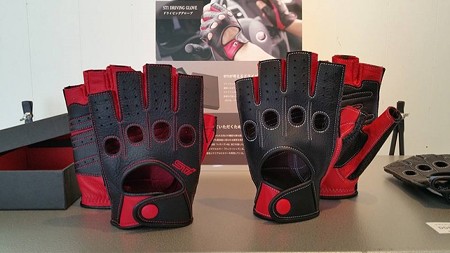 2015_10_07_glove_9