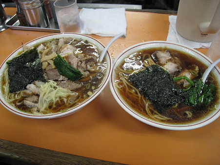 07青島ラーメン麺100円増し　青島ラーメンの比較
