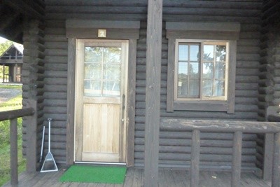 2014091206-143LogCabin