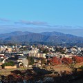 Photos: 医王山を望む町