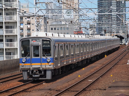 南海9000系空港急行 南海本線新今宮~天下茶屋