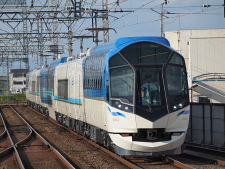 近鉄50000系しまかぜ試運転 近鉄京都線新祝園駅