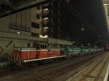 DE10貨物 中央本線八王子駅