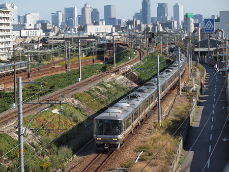 223系新快速 東海道本線塚本~尼崎02