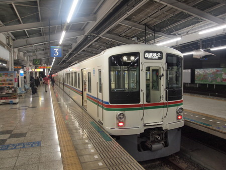 西武4000系普通 西武秩父線飯能駅