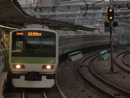 E231系普通 山手線五反田駅03