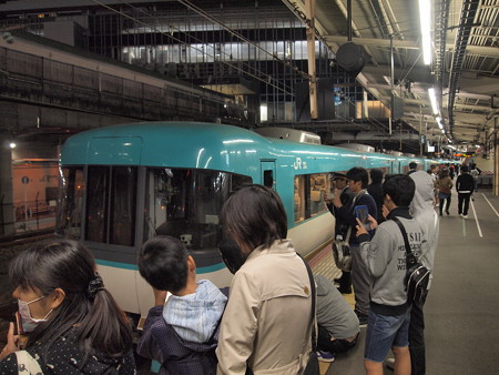 283系特急くろしお 東海道本線新大阪駅02