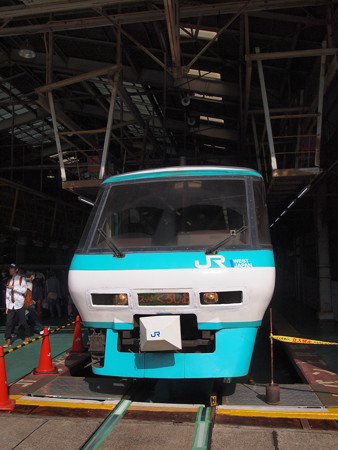 381系 吹田工場04
