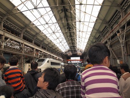 683系 吹田工場01