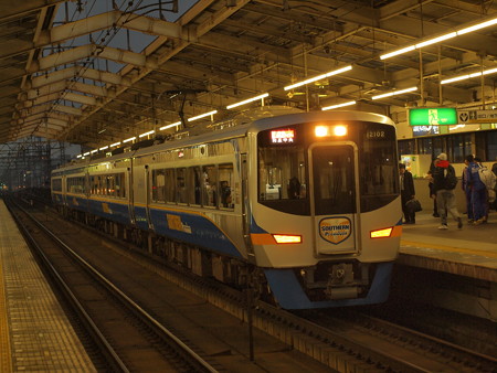 南海12000系泉北ライナー 南海高野線天下茶屋駅02