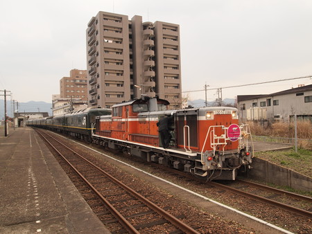 DD51 トワイライトエクスプレス 山陽本線東萩駅02