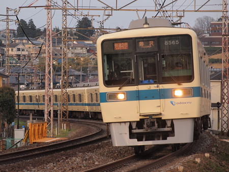 小田急8000形快速急行 小田原線町田~玉川学園02
