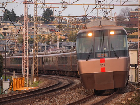 小田急30000形特急はこね 小田原線町田~玉川学園01