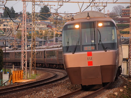 小田急30000形特急はこね 小田原線町田~玉川学園02