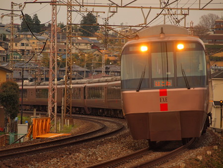 小田急30000形特急はこね 小田原線町田~玉川学園03