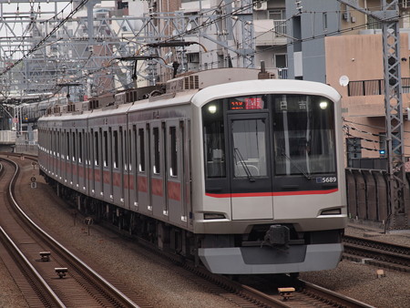 東急5000系急行 東急目黒線武蔵小杉駅