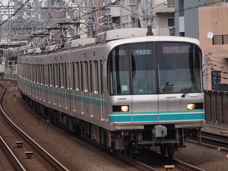 メトロ9000系急行 東急目黒線武蔵小杉駅