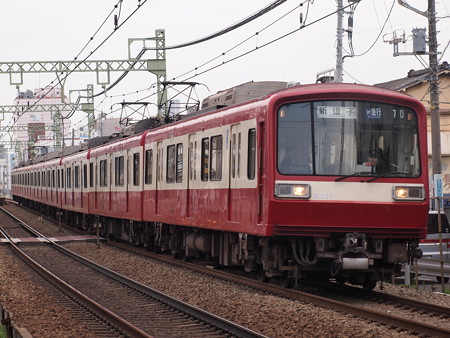 京急2000形エアポート急行 京急本線仲木戸~神奈川