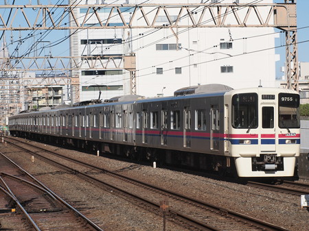 京王9000系各停 京王線笹塚駅01