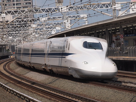 N700系のぞみ 東海道新幹線浜松駅02