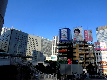 品川駅港南口-01