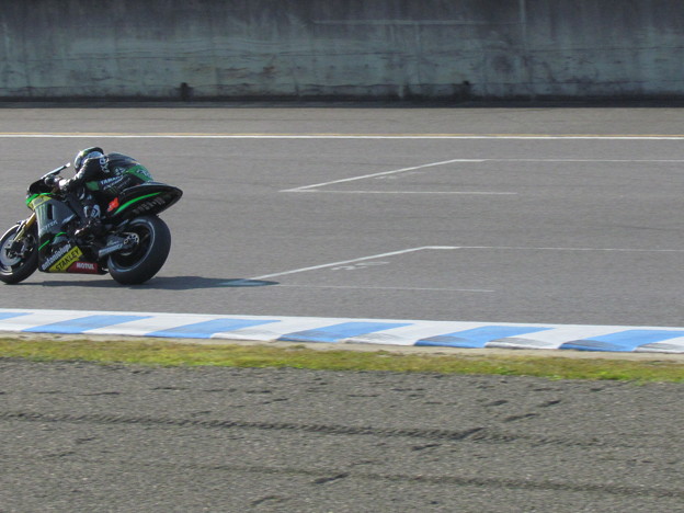 2 38　Bradley SMITH　ブラッドリー　スミス  Monster Yamaha Tech 3　MotoGP もてぎ IMG_3181
