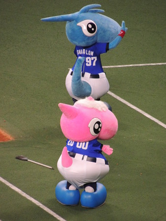 シャオロンとパオロン。