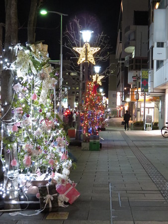 伊勢町クリスマスツリーコンテスト (1)