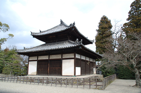 斑鳩法輪寺