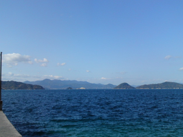 周防大島和田波止場なう 良い天気です冷たい風少しあり 波少し高し 写真共有サイト フォト蔵