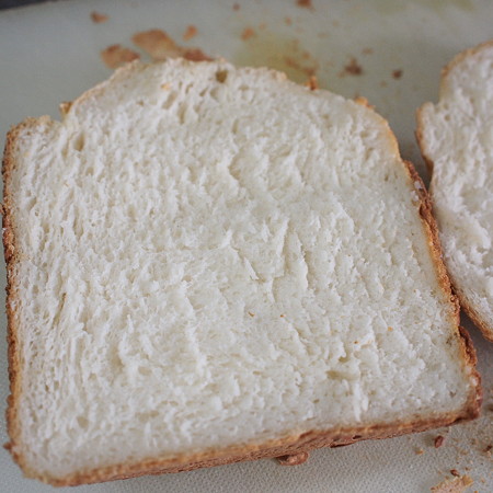 SD-BM102で作った米粉100％パン 08
