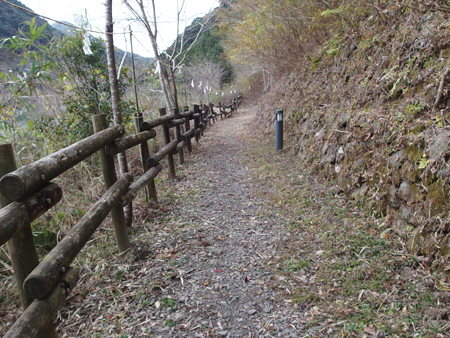 PC090415