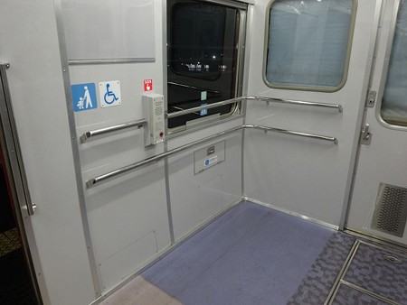 1210-6044車いすスペース