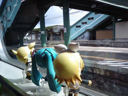 野辺地駅に停車~。