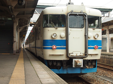 413系