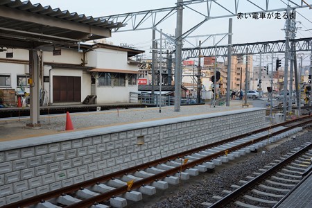 知立駅　高架工事