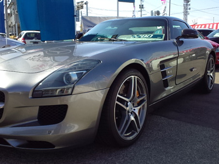 メルセデス SLS AMG