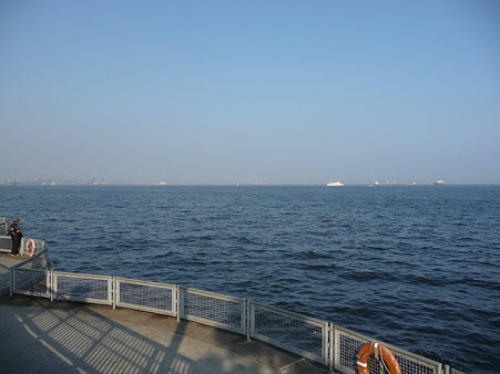 100224-本牧海釣り桟橋 (7)
