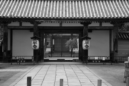 東寺 北大門