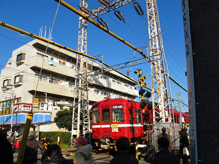 東門前駅前