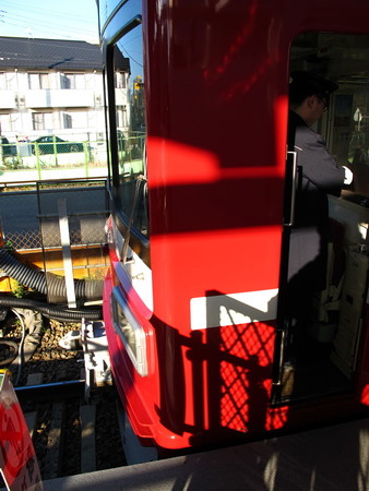 工事中の小島新田駅5