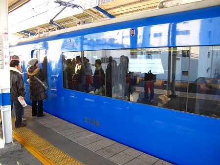 2100形(京急川崎駅)