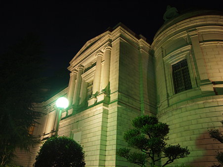 東京国立博物館　夜の表慶館