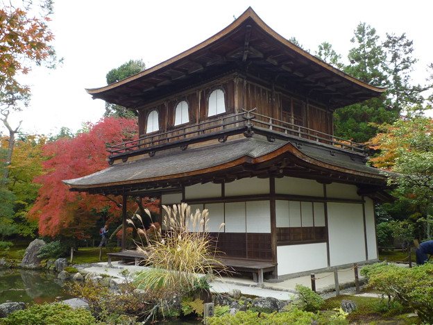 雄弁の銀閣寺  Kannon-Hall and Pond